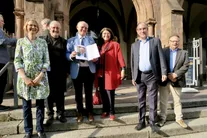 Altbestandskommission überreicht die Festschrift