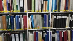 Ortsfamilienbücher in der Präsenzbibliothek des Lesesaals